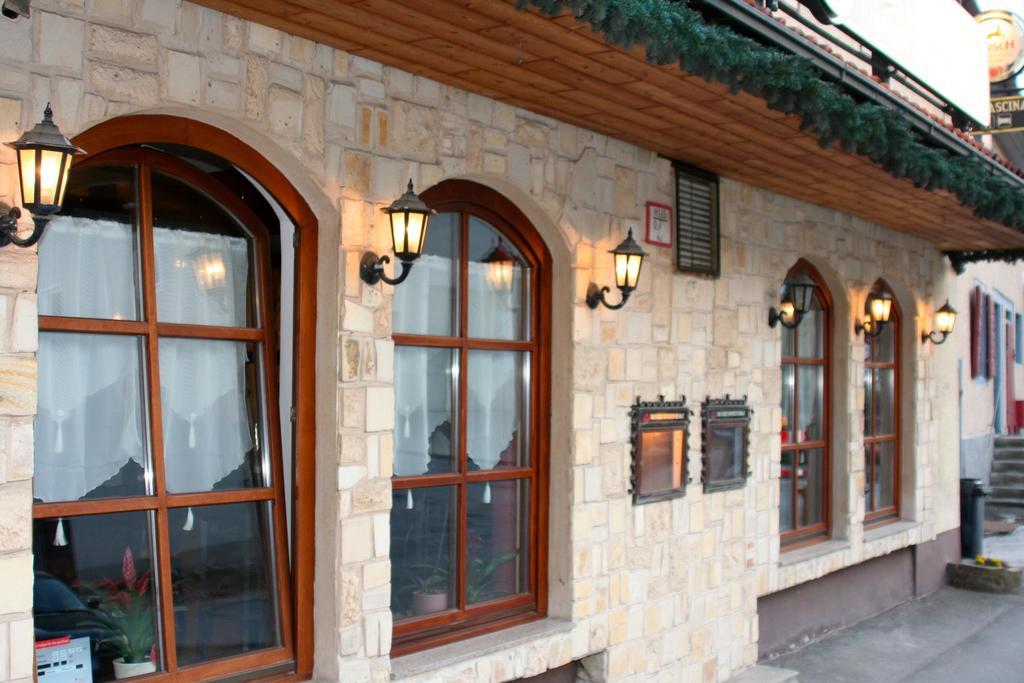 Pension La Cascina Tuttlingen Luaran gambar